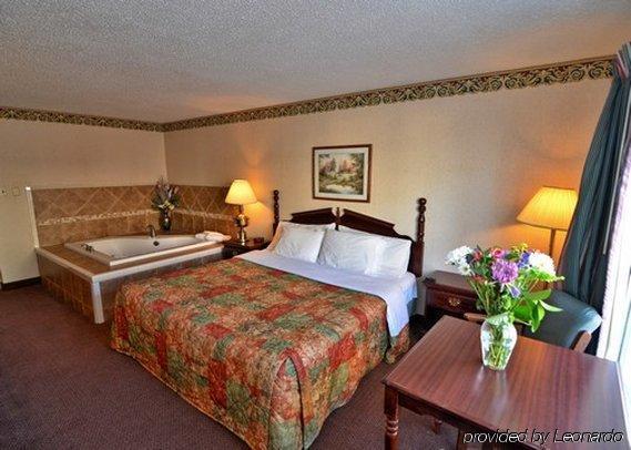 Red Roof Inn Страудсбърг Стая снимка