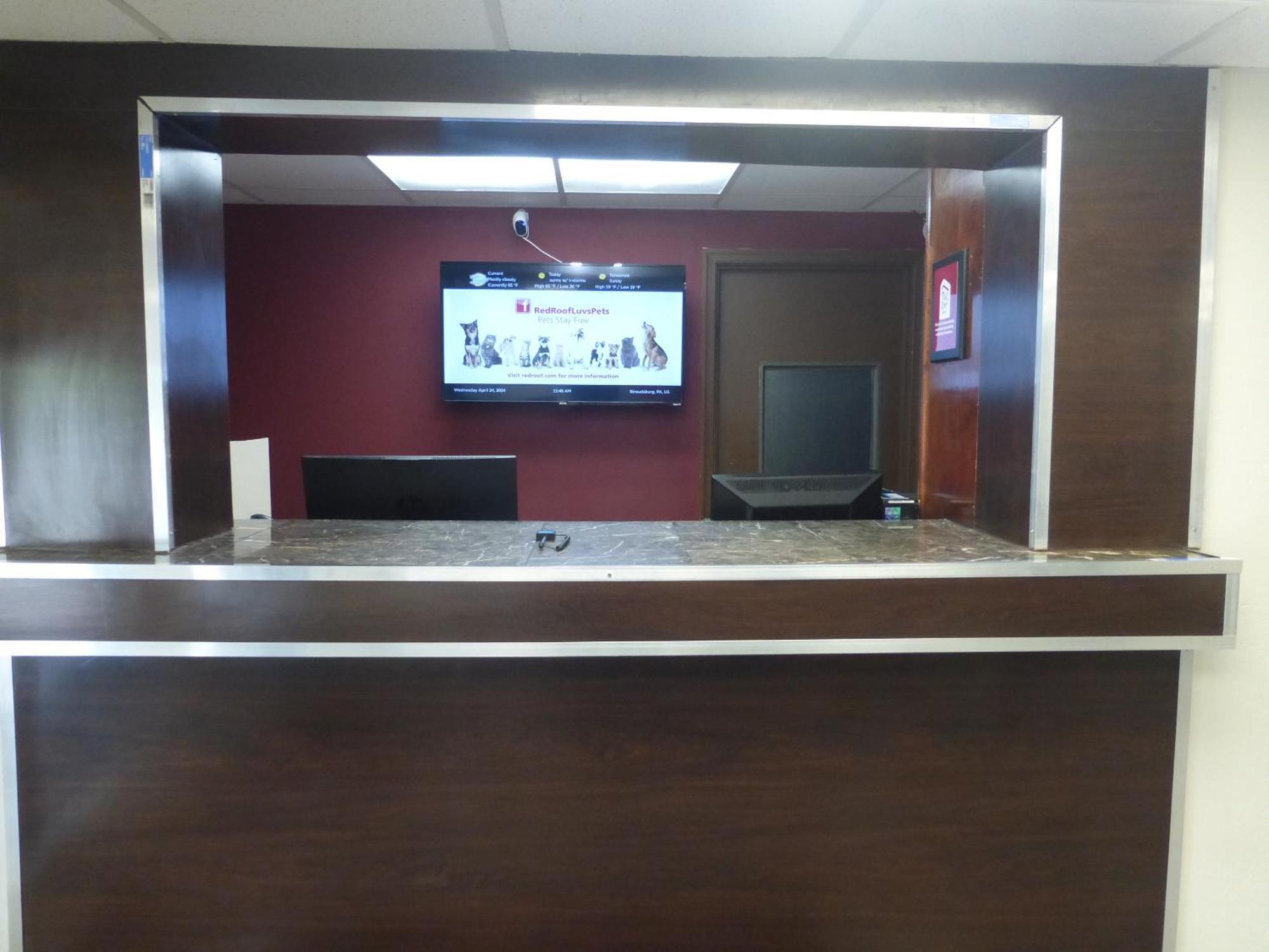 Red Roof Inn Страудсбърг Екстериор снимка
