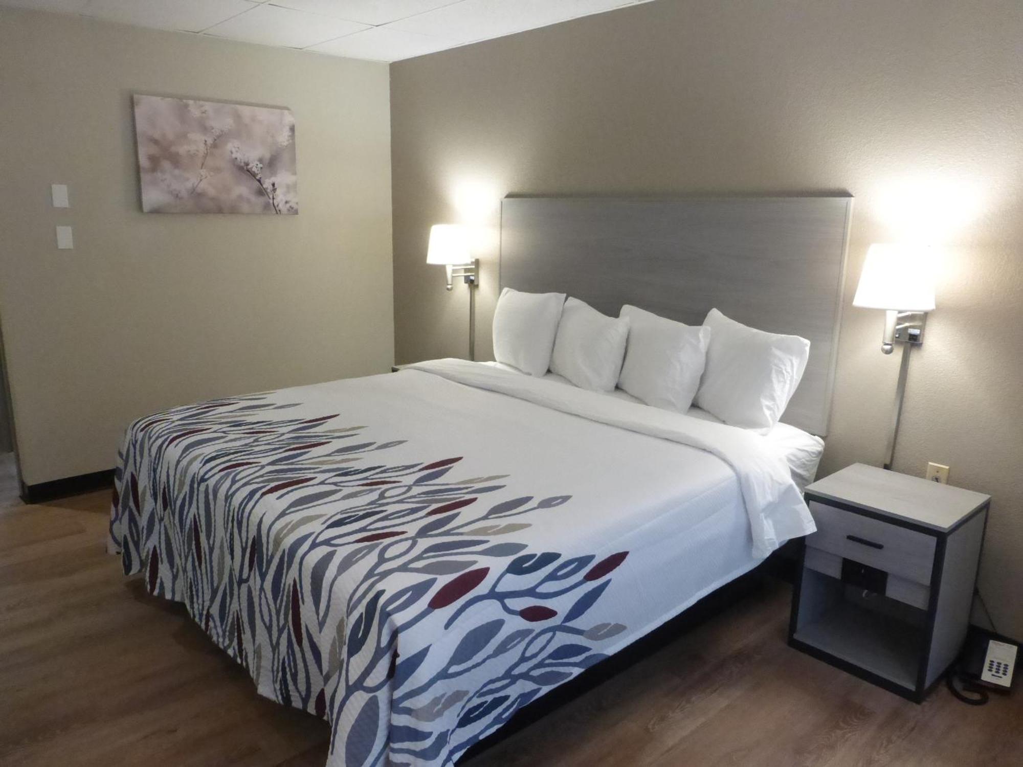 Red Roof Inn Страудсбърг Екстериор снимка