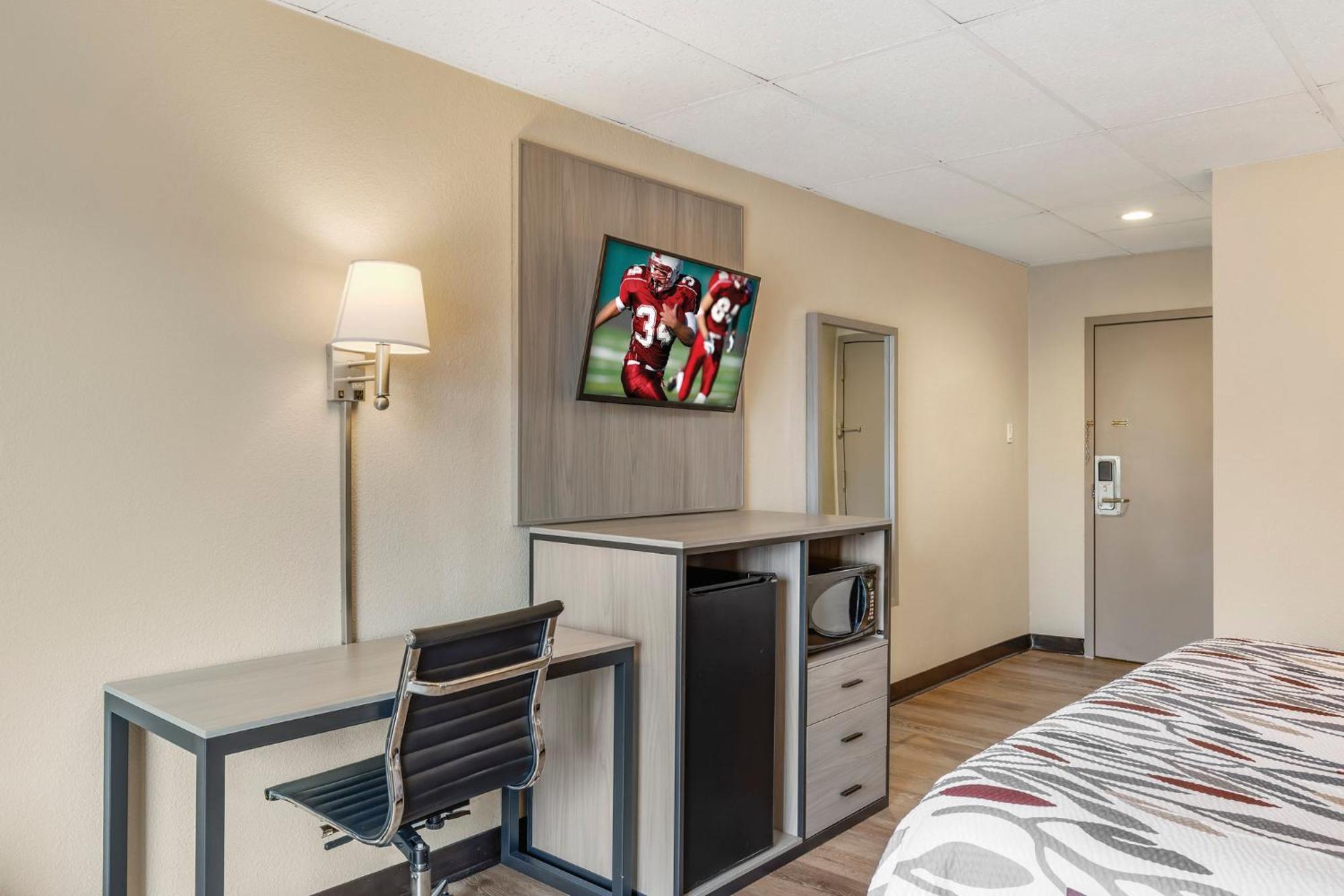 Red Roof Inn Страудсбърг Екстериор снимка