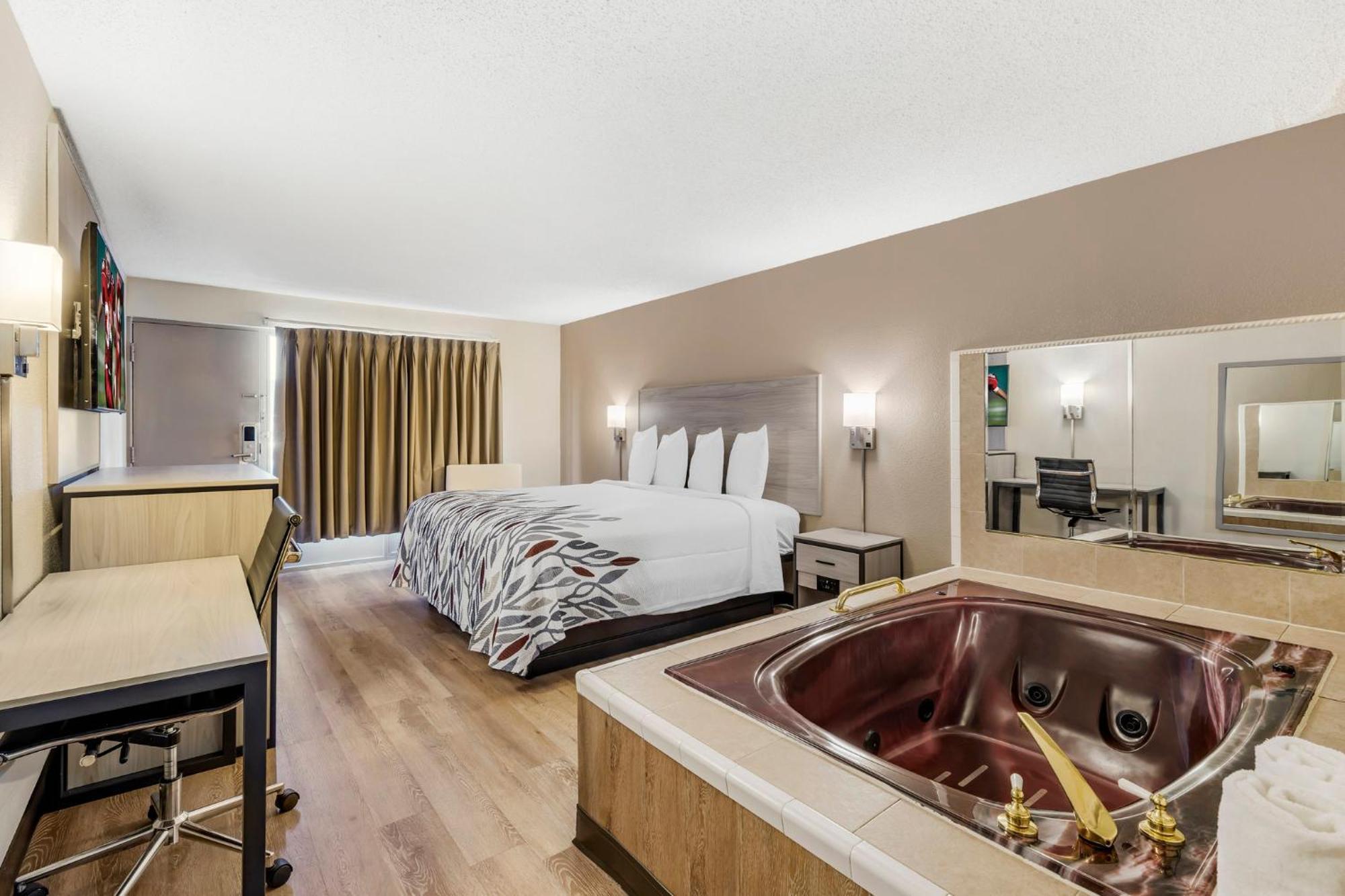 Red Roof Inn Страудсбърг Екстериор снимка