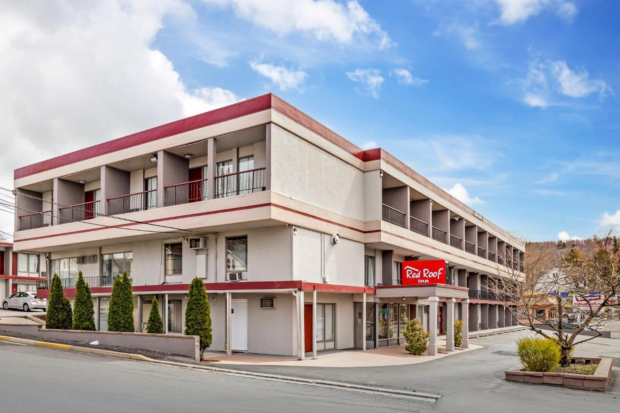 Red Roof Inn Страудсбърг Екстериор снимка