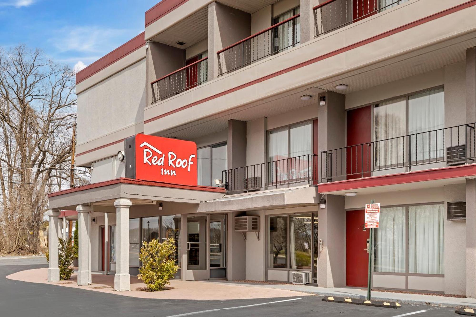 Red Roof Inn Страудсбърг Екстериор снимка