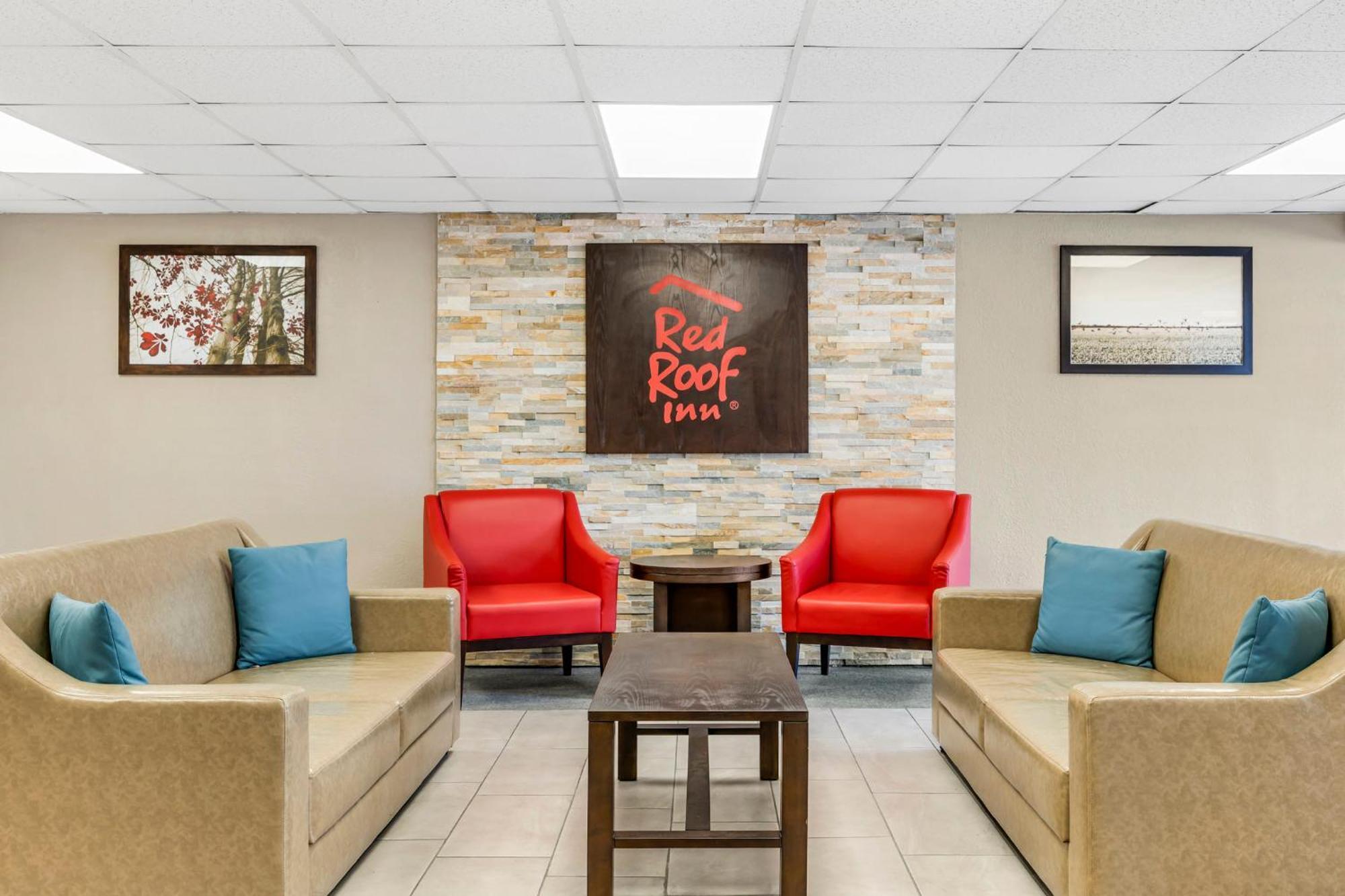 Red Roof Inn Страудсбърг Екстериор снимка
