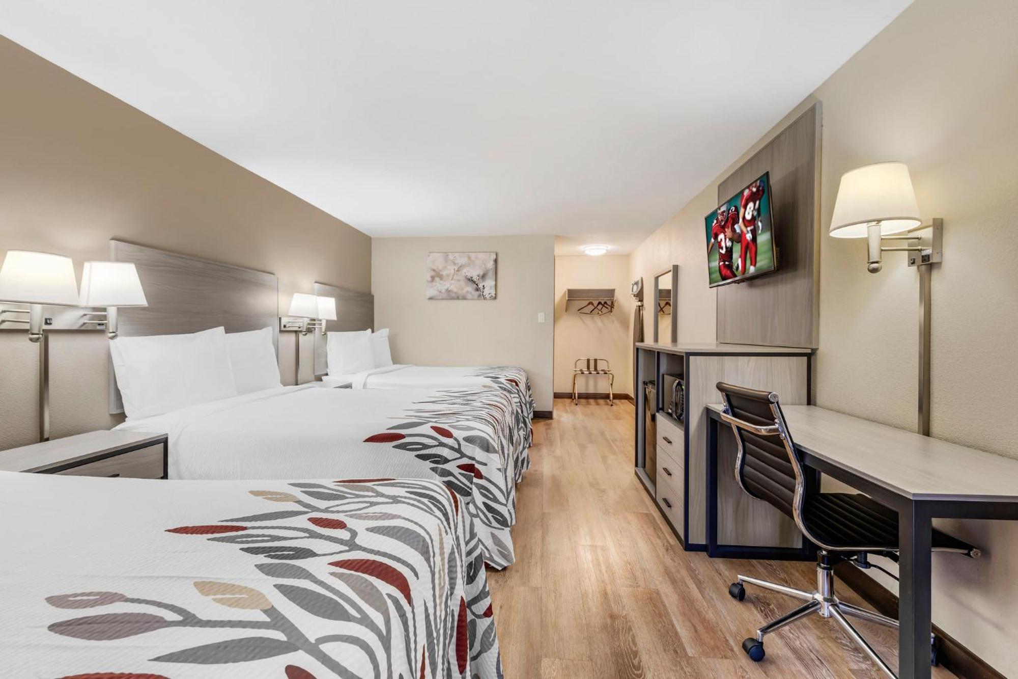 Red Roof Inn Страудсбърг Екстериор снимка